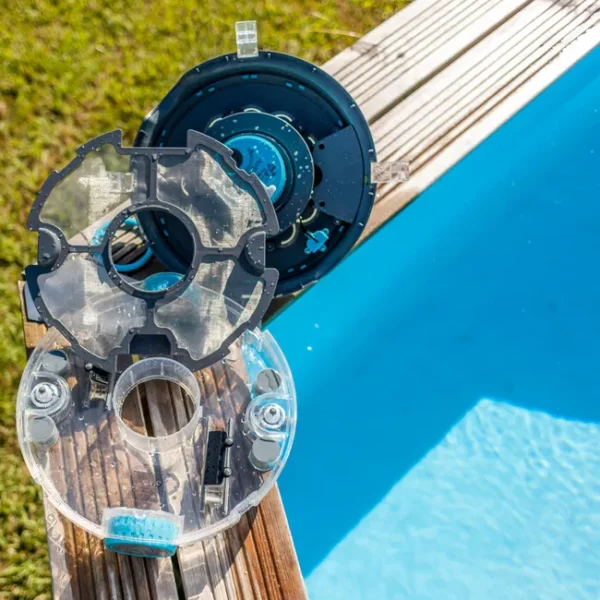 Nettoyeur de piscine à batterie Wetrunner Plus GRE RBR75 – Image 3