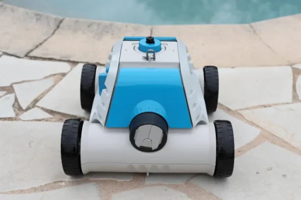Robot aspirateur de piscine autonome sur batterie THETHYS BESTWAY – Image 3